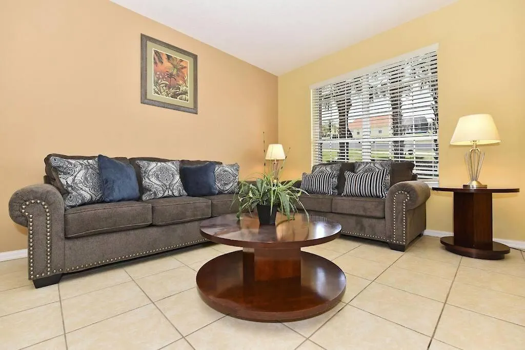 Family Friendly Home, South-Facing Pool,Spa, Gated Resort Near Disney -928 Davenport