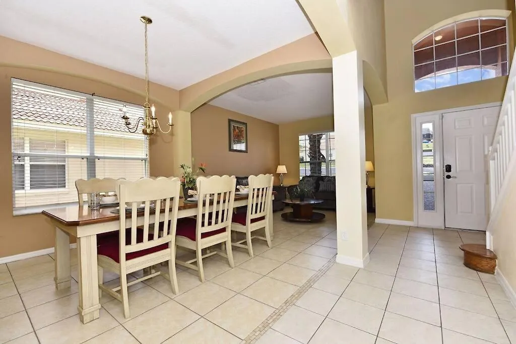 Family Friendly Home, South-Facing Pool,Spa, Gated Resort Near Disney -928 Davenport