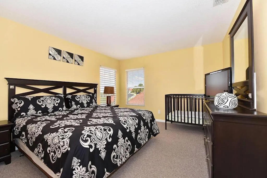 Family Friendly Home, South-Facing Pool,Spa, Gated Resort Near Disney -928 Davenport